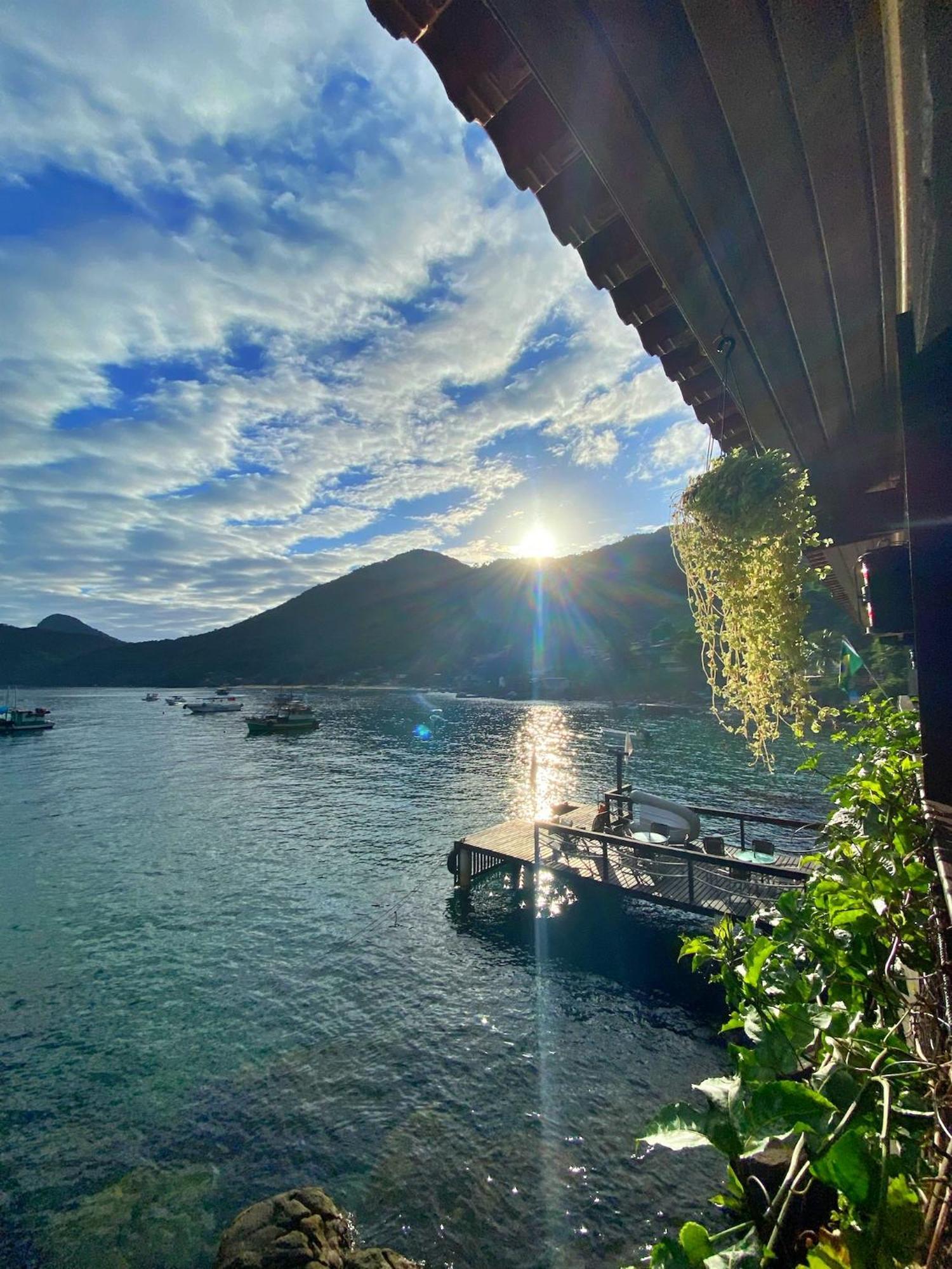 Pousada Conves - Ilha Grande Praia de Araçatiba Dış mekan fotoğraf